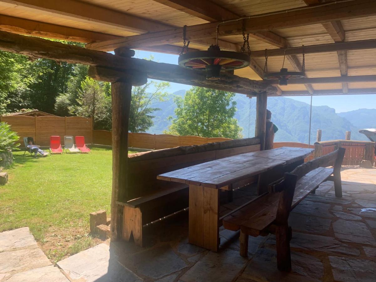 Dossena Splendido Chalet Di Montagna Immerso Nella Natura Madonna della Costa Buitenkant foto